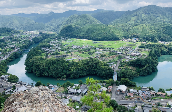 山のふもとのまち岐阜県川辺町の魅力を満喫する日帰り旅